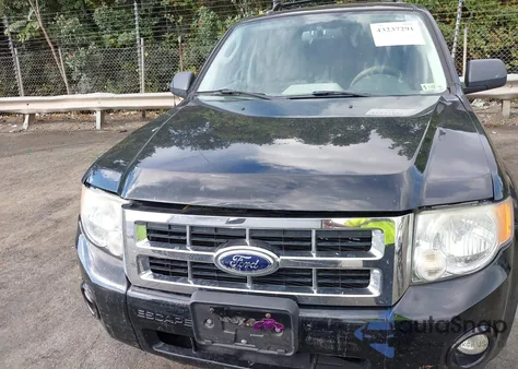 2012 Ford Escape Xlt z USA, uszkodzony, nr VIN 1FMCU0DG1CKC85661